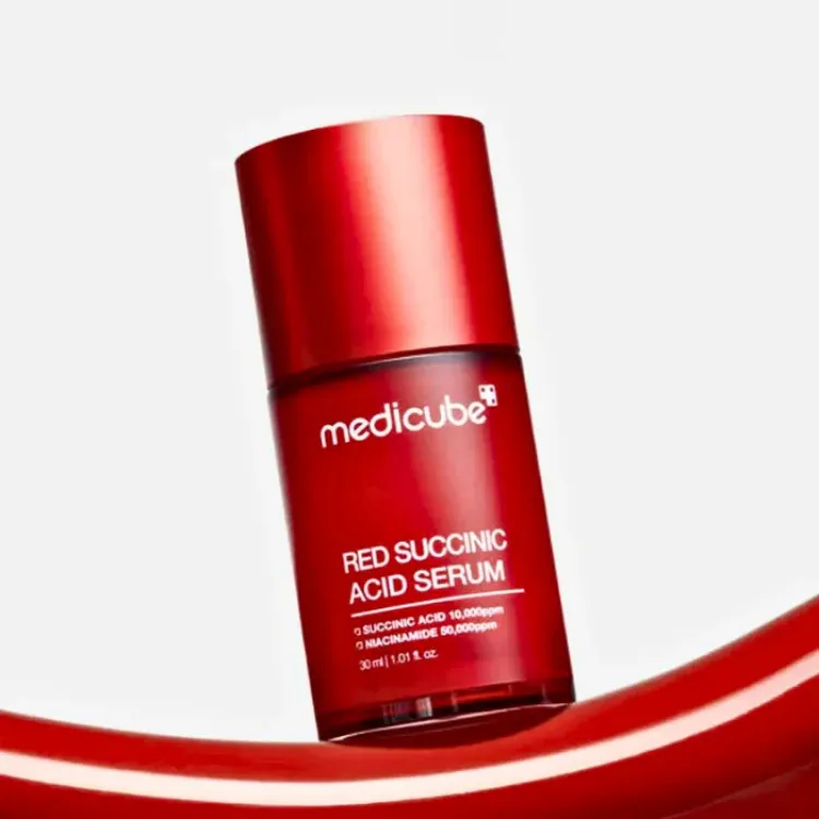 Picture of MEDICUBE RED SUCCINIC ACID CLARIFYING SERUM 40g