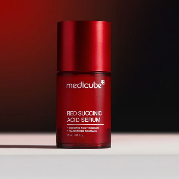 Picture of MEDICUBE RED SUCCINIC ACID CLARIFYING SERUM 30ml